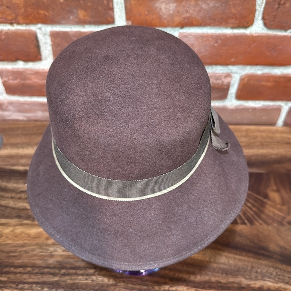 Brown Felt Cloche Hat with Ribbon - Picture 5 of 7